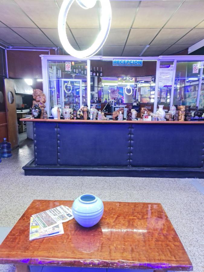 Hotel Kasa Kamelot Las Rosas 케트살테낭고 외부 사진